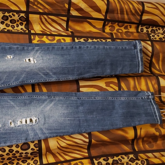 64-T💛 White House Black Market Womens mid-rise jeans - Picture 2 of 6